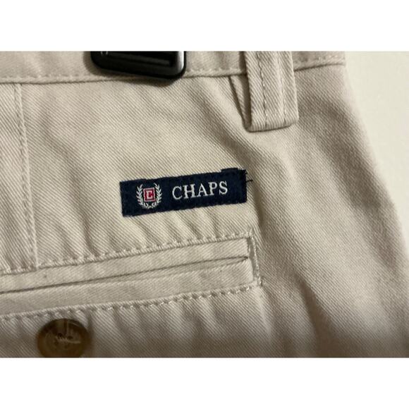 Chaps EST. 1978 Men Size 36 Khaki Light Beige Tan Pleated Front Shorts - Picture 3 of 6